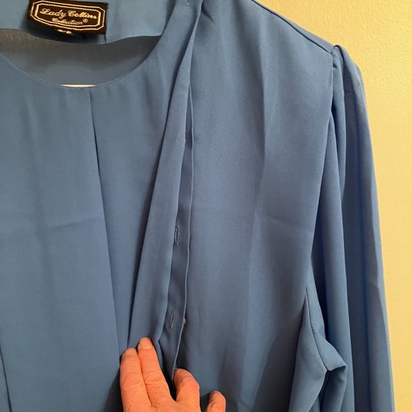 Lady Collins size s/p dusty blue blouse - Picture 2 of 4